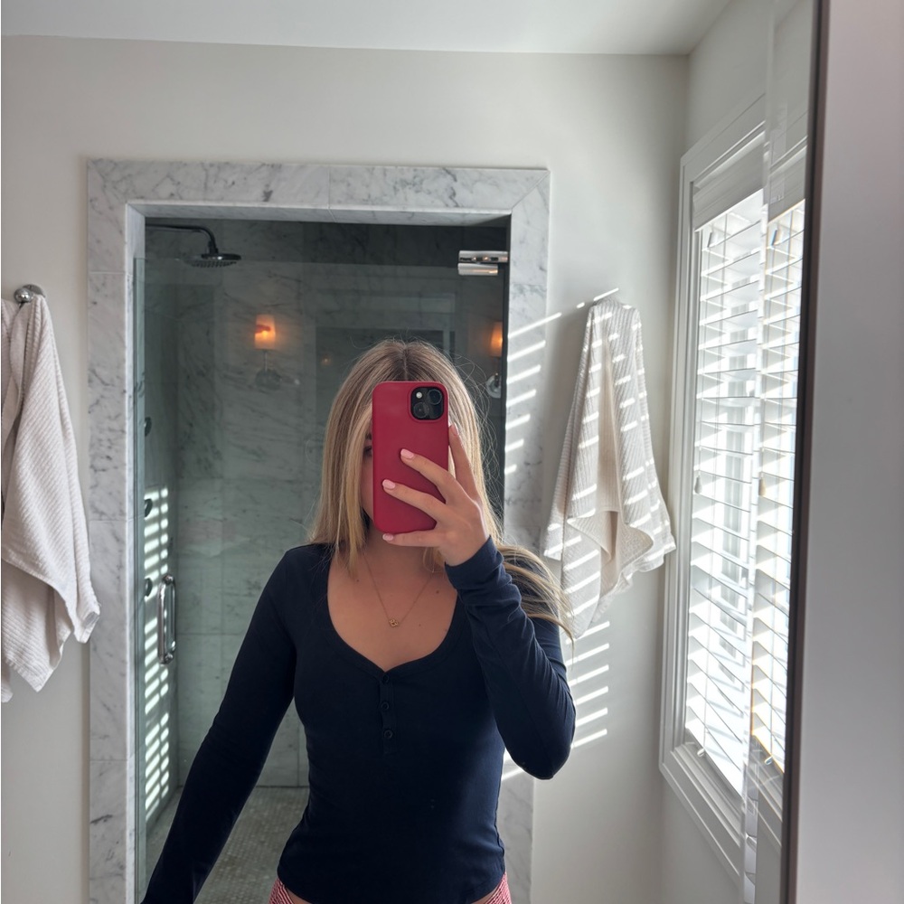 Edikted Women's Navy Long Sleeve Top